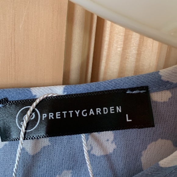 Prairie style dress - Picture 5 of 6